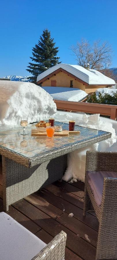 Résidence Campredon - 6 à 8 pers - Linge Inclus - Terrasse 25m2 plein sud - Jardin - Internet - Parking - Navette pied du logement Font-Romeu-Odeillo-Via Exterior foto