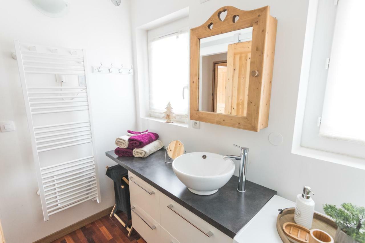 Résidence Campredon - 6 à 8 pers - Linge Inclus - Terrasse 25m2 plein sud - Jardin - Internet - Parking - Navette pied du logement Font-Romeu-Odeillo-Via Exterior foto